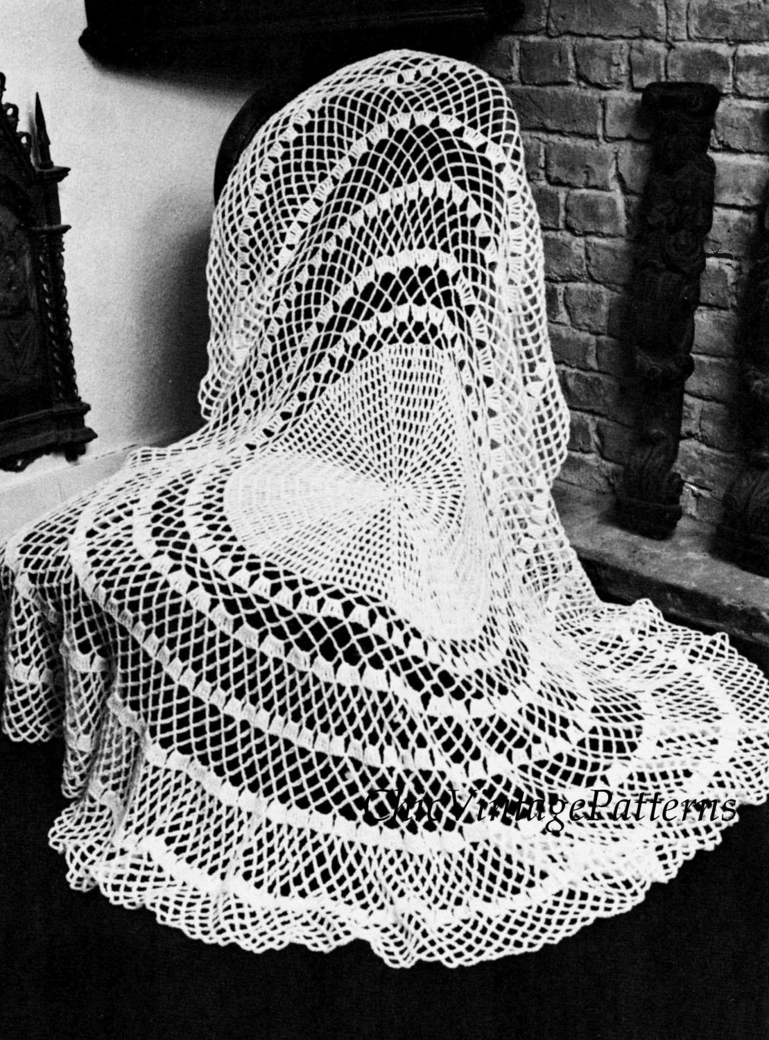 Babies Shawl Crochet Pattern, Vintage Circular Wrap, Digital Download