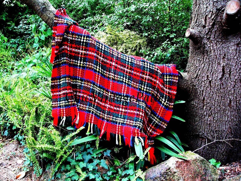 Royal Stewart Tartan Afghan Pattern, Scottish Tartan Crochet Rug, Digital Download