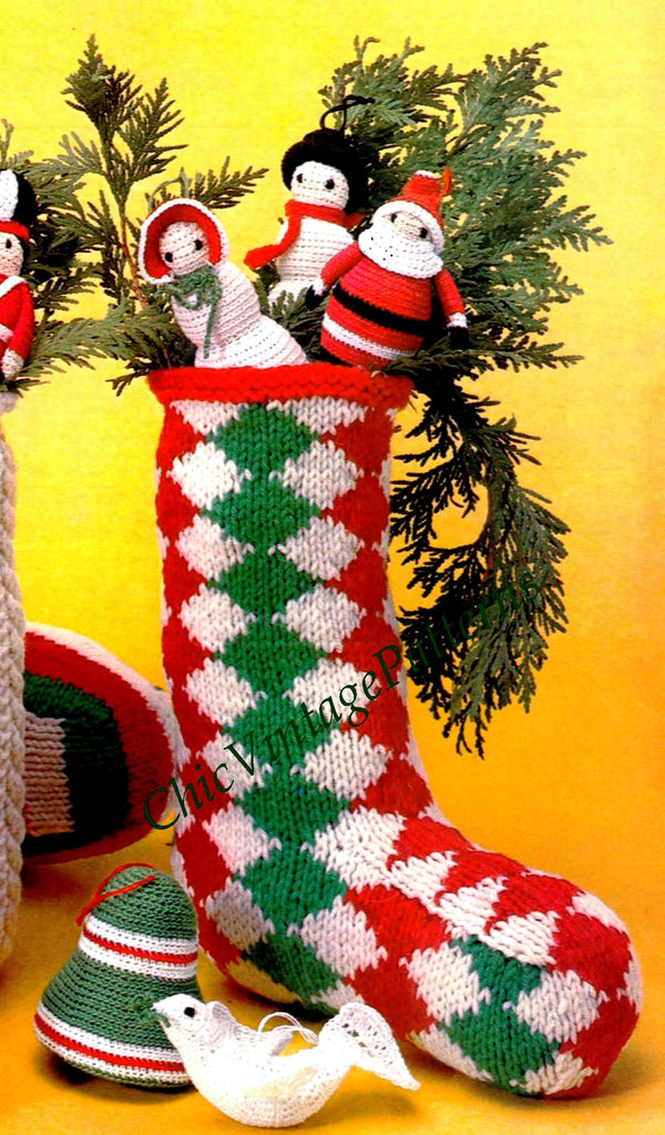Christmas Stocking Knitting Pattern | ChicVintagePatterns