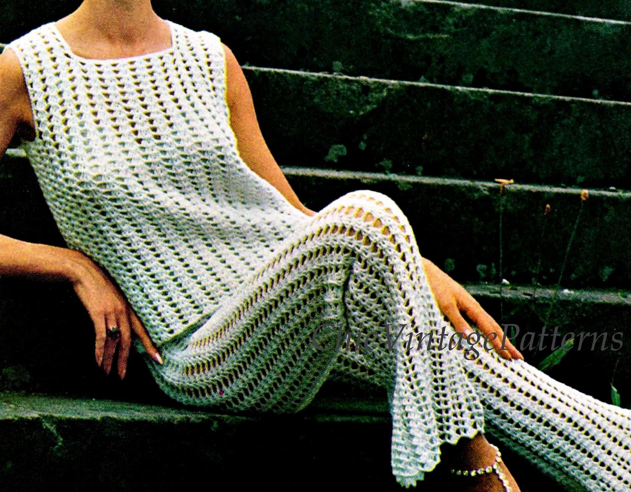 1960s mod mini dress and suits crochet patterns- Twiggy - Vintage patterns  and making