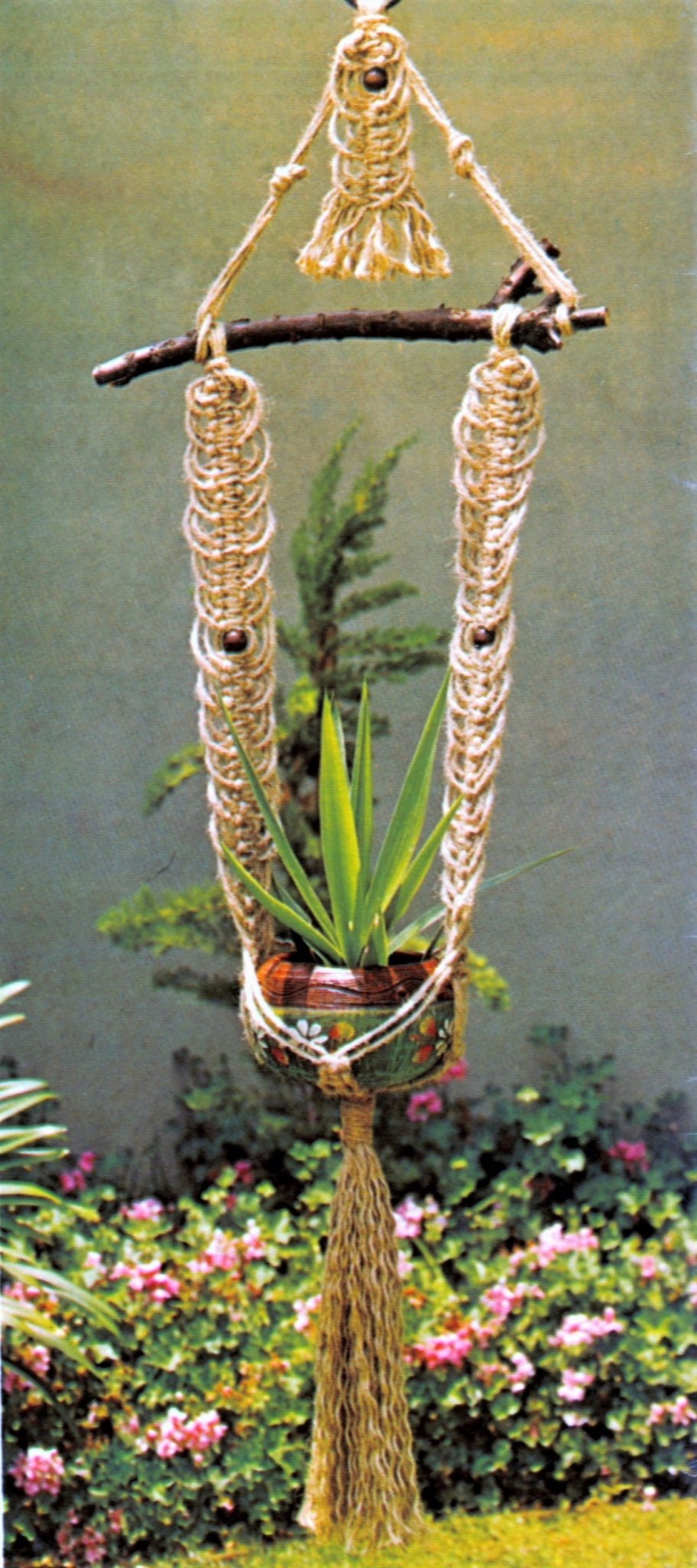Easy-to-Make Macrame Plant Hanger Pattern