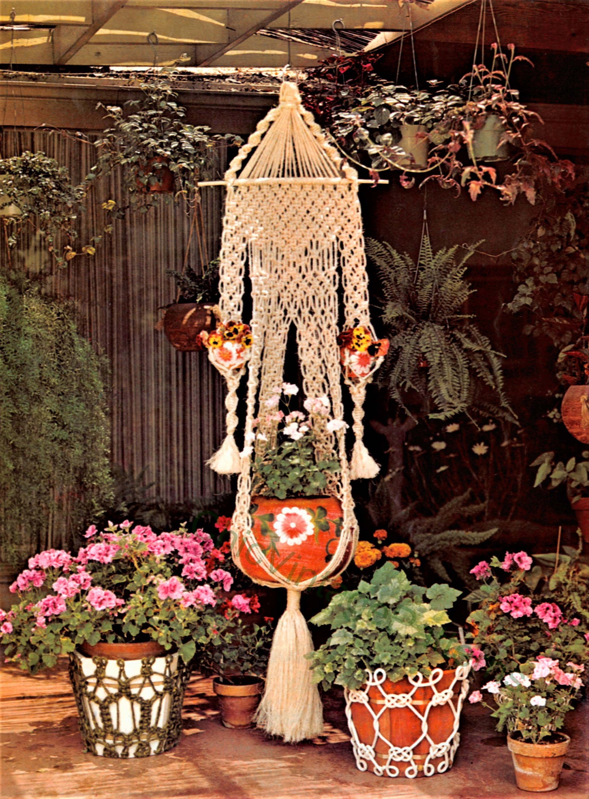 Vintage Macrame Pattern Book, Macrame Magic | ChicVintagePatterns