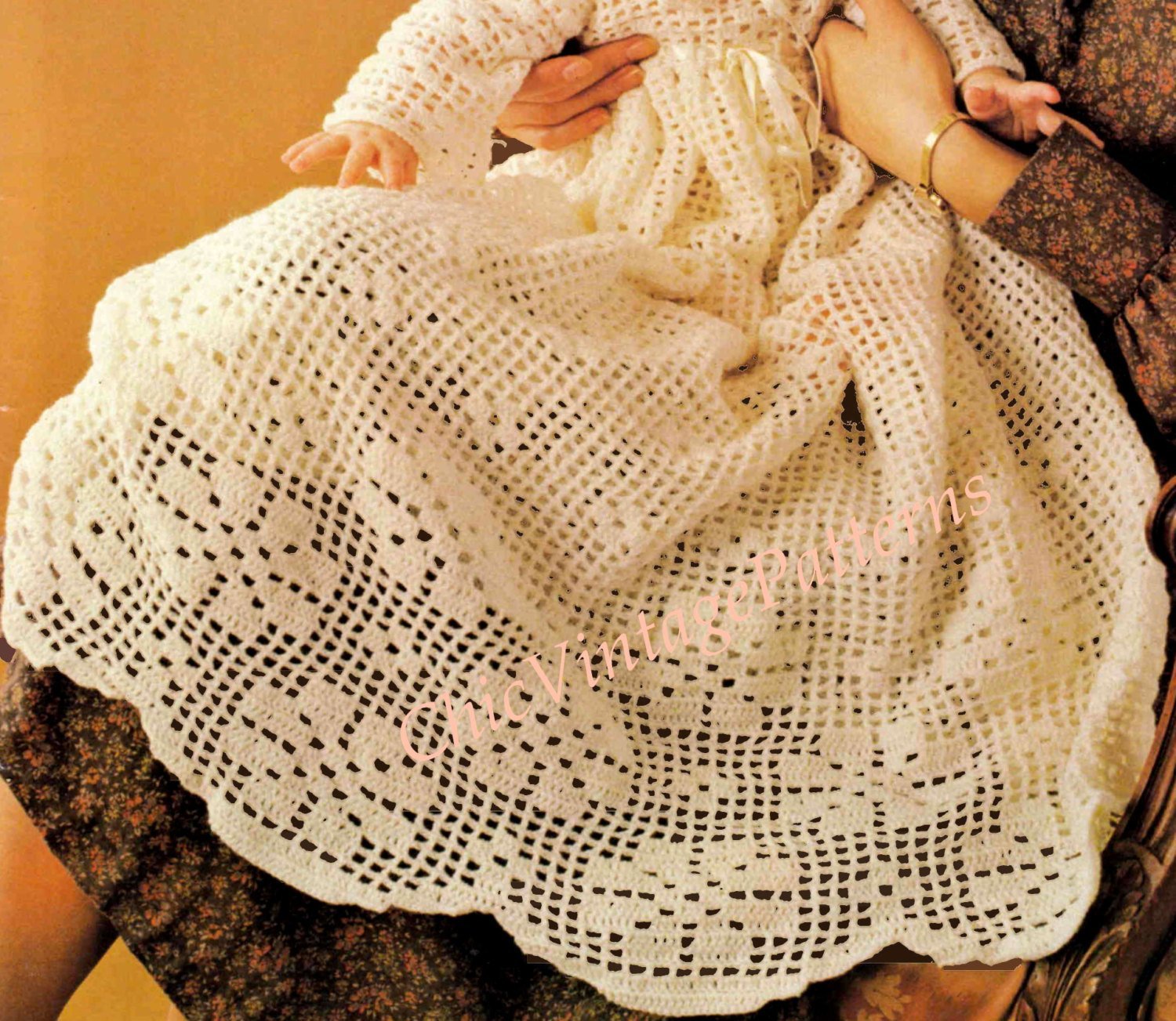 Babies Crochet Dress Pattern, Christening Robe | ChicVintagePatterns